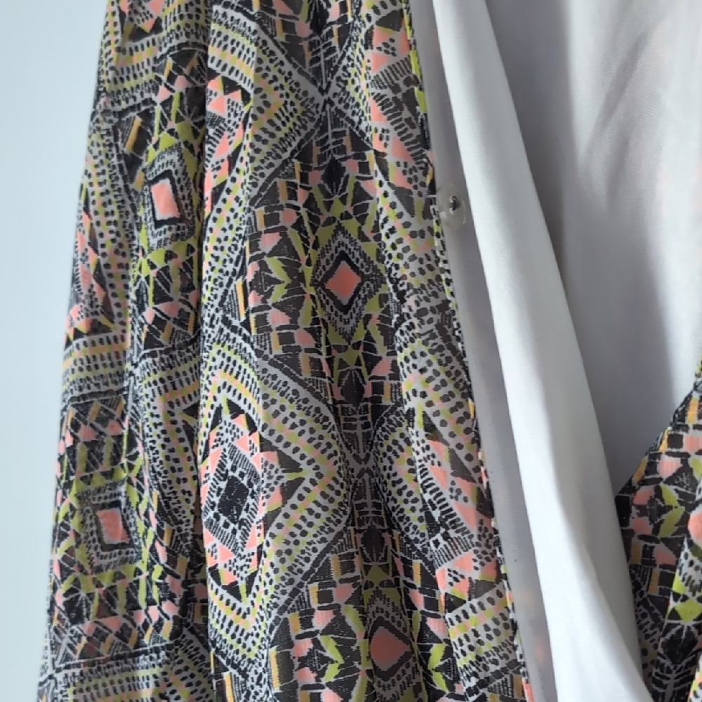 About A Girl Multicolor Patterned Romper - Picture 3 of 5